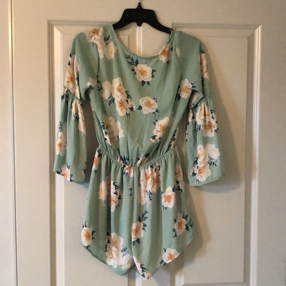 Romper floral - Picture 2 of 2